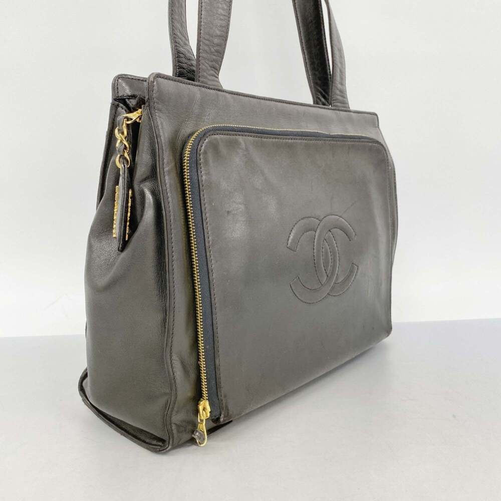 CHANEL Black Lambskin Leather Tote Bag - Picture 2 of 14